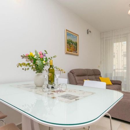 Apartment Ivanka Omis Exterior photo